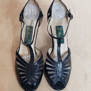 Vintage Pinup Heels Peep Toe T Strap Hong Kong Inside Wear Bottom Clean